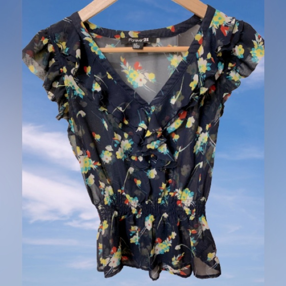 *2 for 1* size small Forever 21 Sheer Short Sleeves Blouse